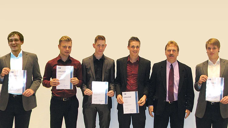 Jahresbeste Auszubildende - Kabelfertigungsmechaniker 2012