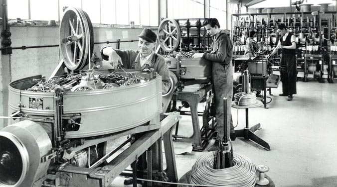 Die Anfänge der Kabelproduktion 1958