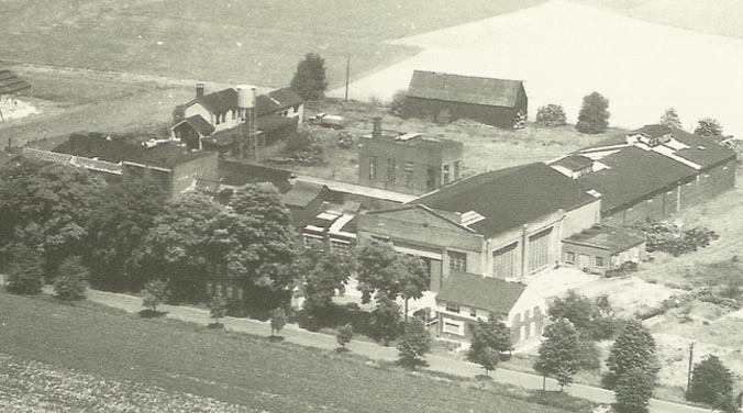 Firmengelaende 1979 Erweiterung der Firmengebäude 1979 - Werk II